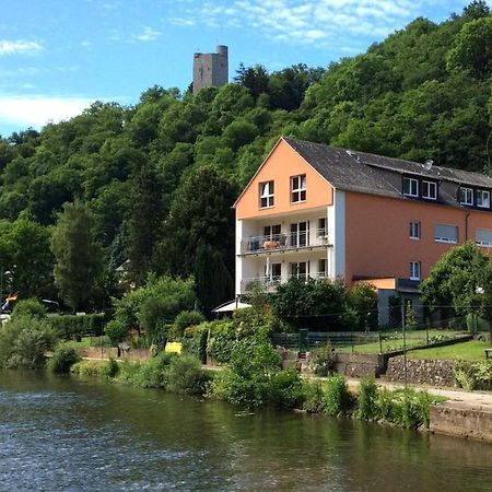 Pension & Seminarhaus "Haus Am Fluss" Laurenburg Buitenkant foto