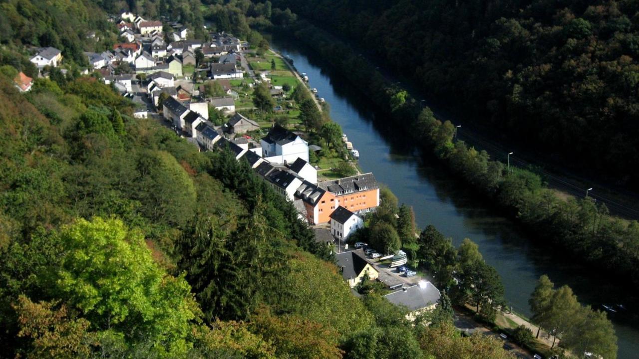Pension & Seminarhaus "Haus Am Fluss" Laurenburg Buitenkant foto