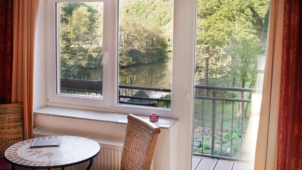Pension & Seminarhaus "Haus Am Fluss" Laurenburg Buitenkant foto