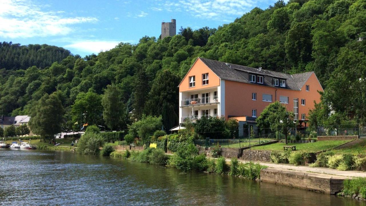 Pension & Seminarhaus "Haus Am Fluss" Laurenburg Buitenkant foto